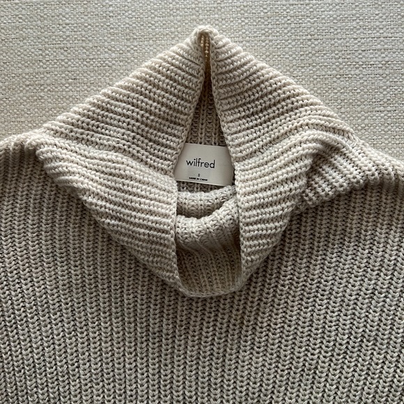 Wilfred Montpellier Turtleneck - Picture 6 of 8